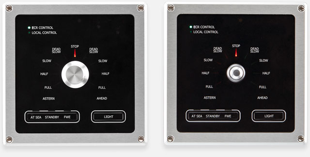 Photograph: Mercury standard bridge and standard ECR panel